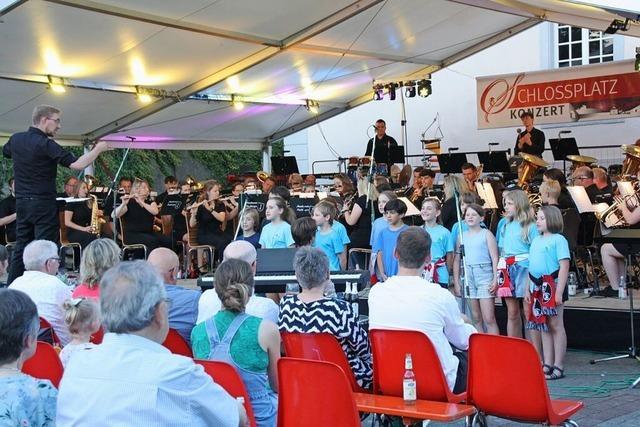 Anspruchsvolle Blasmusik und Kinderstimmen beim Sommerkonzert des Musikvereins Hecklingen