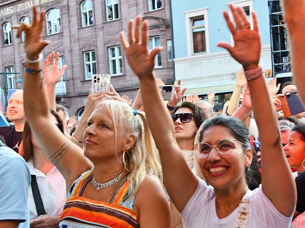 Gims und als Support KT Gorique bei Stimmen auf dem Alten Marktplatz