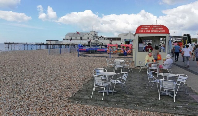 Bognor Regis im Hochsommer - nicht nur...hen Freunden der Stdtepartnervereine.  | Foto: Tonio Palick