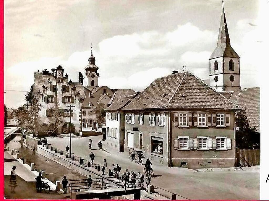 Rathaus und Kirche 1961