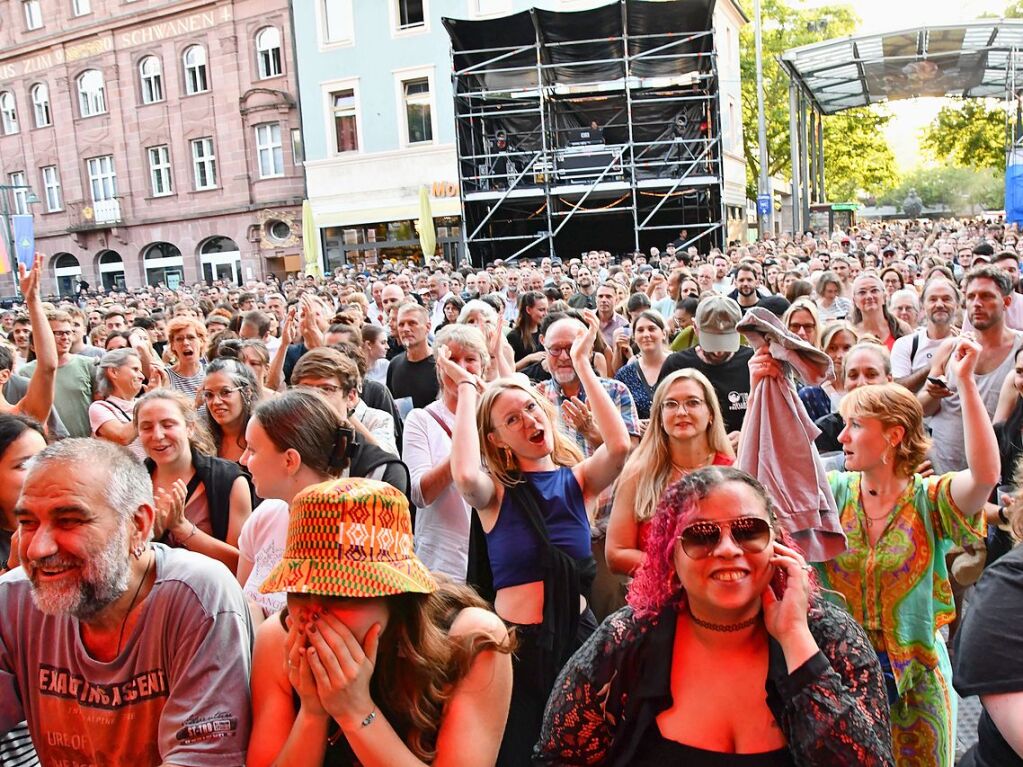 Bukhara und als special guest Sharktank bei Stimmen auf dem Alten Marktplatz in Lrrach