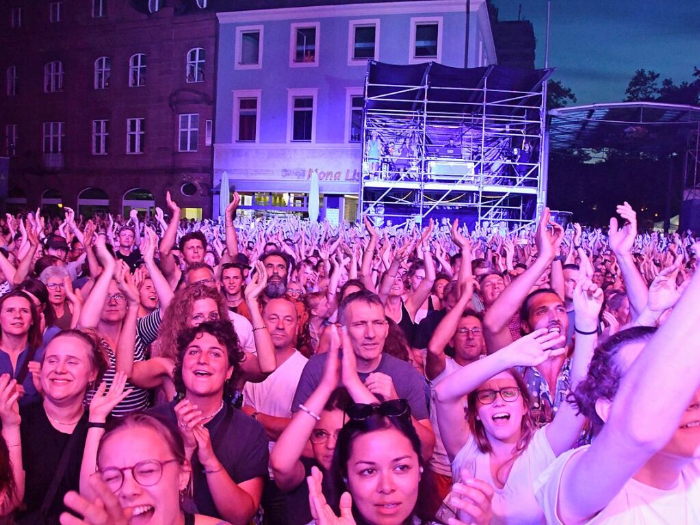 Bukhara und als special guest Sharktank bei Stimmen auf dem Alten Marktplatz in Lrrach