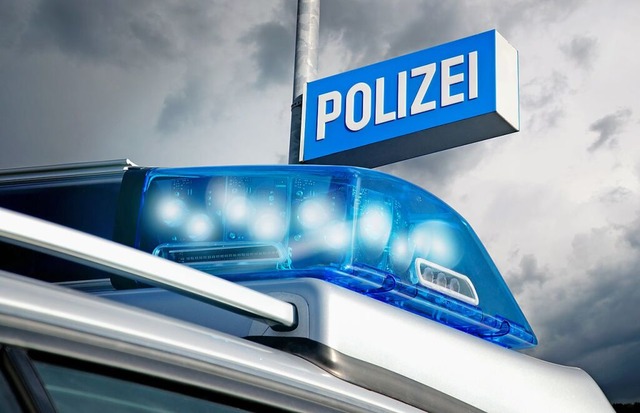 Auf Zeugenhinweise hofft die Polizei b... Mdchen aus Rheinhausen (Symbolbild).  | Foto: Petair - stock.adobe.com