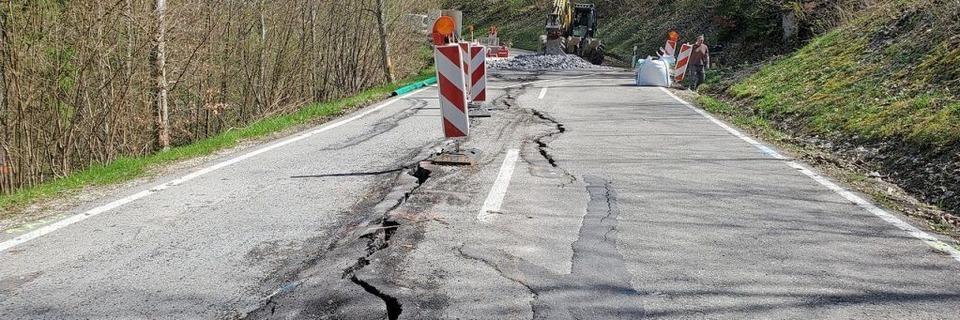 Auf der L170 zwischen Bonndorf und Lffingen wird erst mal gebohrt