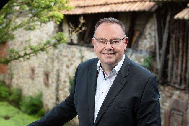 Teningens Brgermeister Heinz-Rudolf Hagenacker will in den Bundestag