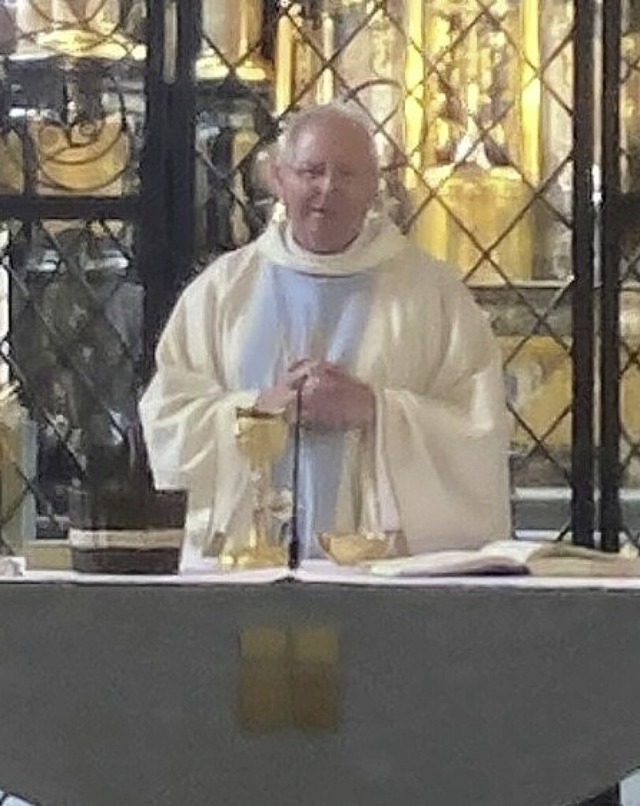 Stadtpfarrer Matthias Kirner bei der M...ier in der Klosterkirche Werthenstein.  | Foto: Marianne Bader