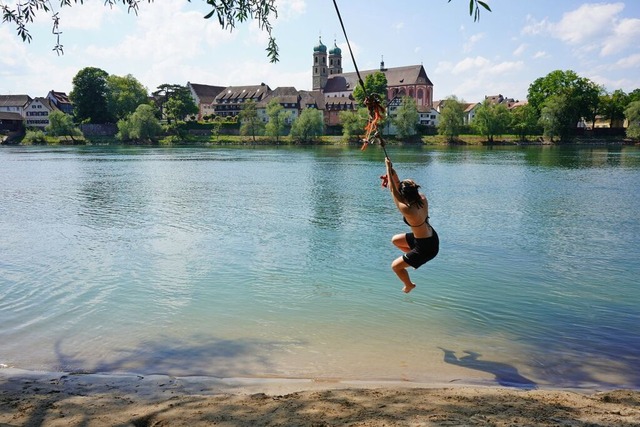 Am Rhein knnte es nchste Woche hei werden.  | Foto: Lisa Petrich