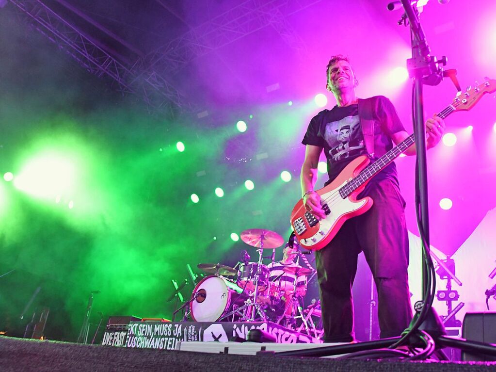 Sportfreunde Stiller beim Stimmenfestival auf dem Lrracher Marktplatz. Supportet von Antje Schomaker