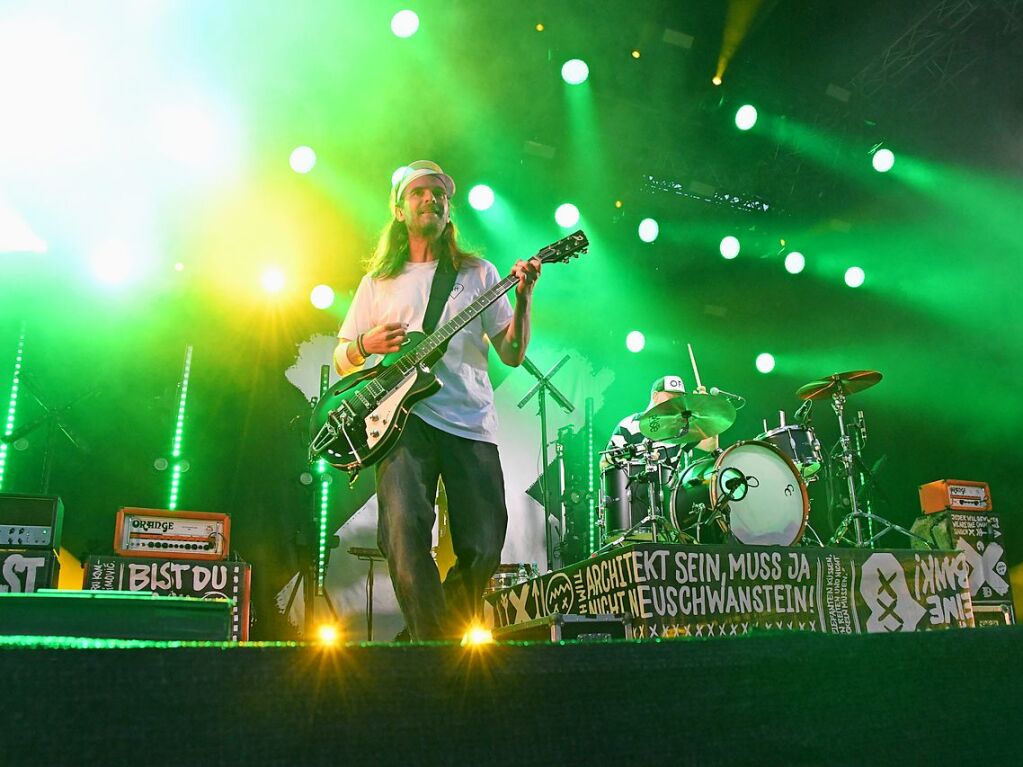 Sportfreunde Stiller beim Stimmenfestival auf dem Lrracher Marktplatz. Supportet von Antje Schomaker