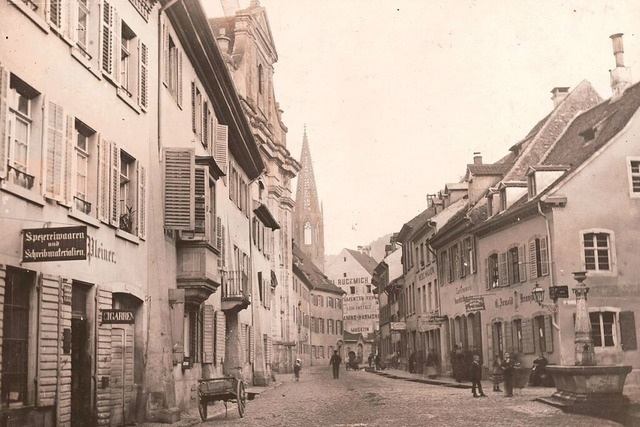 Die historische Aufnahme der Bertoldst...kmich&#8220;-Gebude (heute BZ-Haus).   | Foto: Carl Theodor Hase