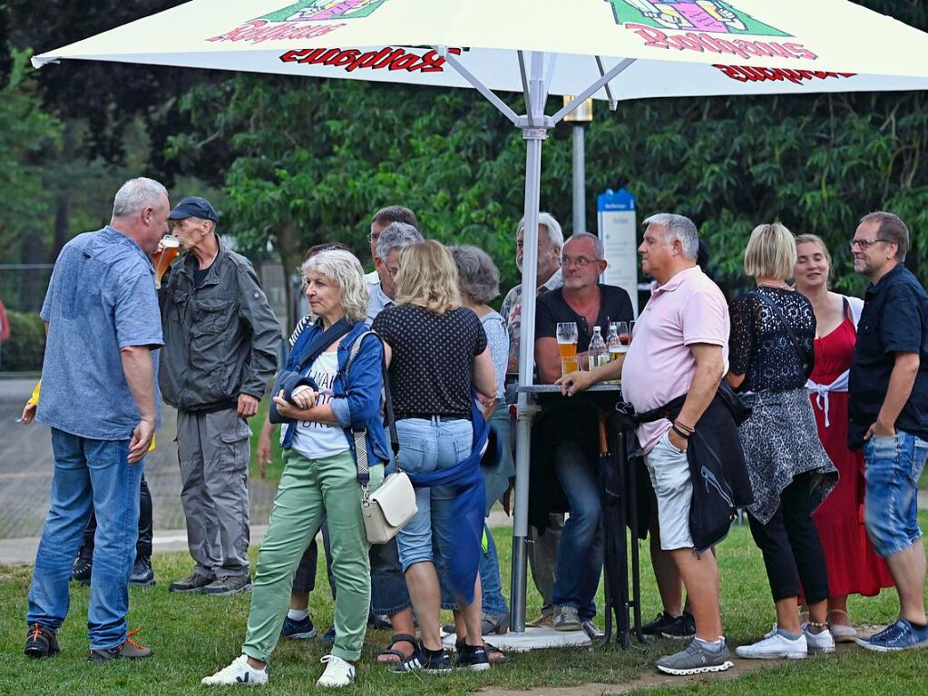 Am Wochenende traten Leony und The Hooters beim Open-Air-Festival im Park Bad Krozingen auf. Das sommerliche Event dauert noch bis zum 2. August.