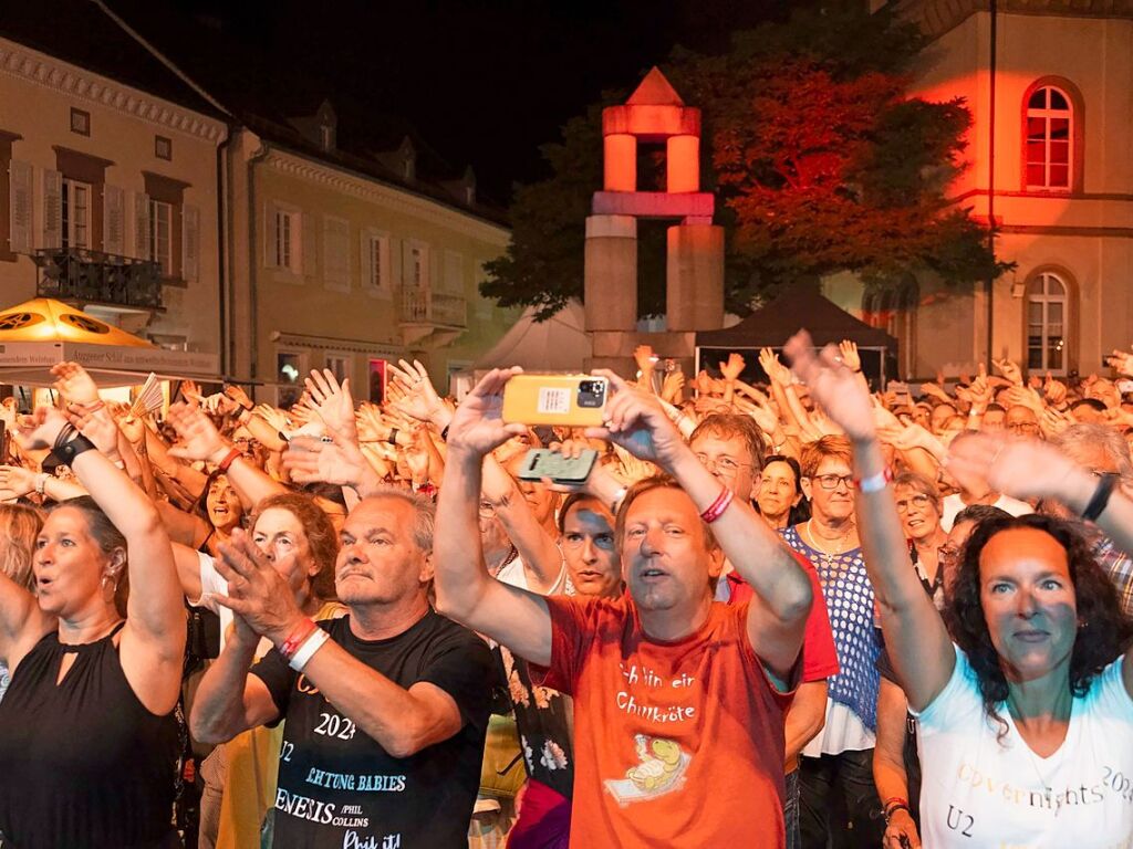 Legendre Musik und beste Stimmung an den zwei Abenden der Cover Nights auf dem Markgrfler Platz in Mllheim