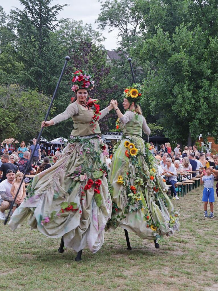 Spa fr jung und alt: Ein vielfltiges Programm und die besondere Atmosphre im Kurpark zeichnen das Bad Bellinger Lichterfest aus.