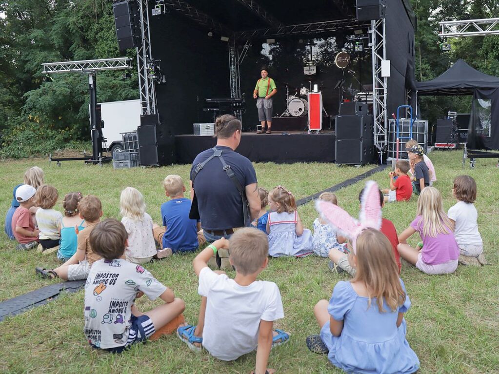 Spa fr jung und alt: Ein vielfltiges Programm und die besondere Atmosphre im Kurpark zeichnen das Bad Bellinger Lichterfest aus.