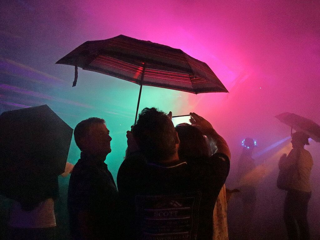 Hhepunkt im Regen: die Lasershow