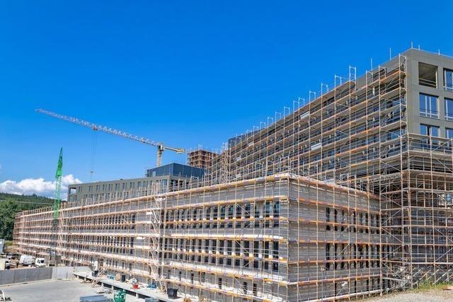 Unbekannte klauen rund eine Tonne Kupferkabel von der Baustelle des Zentralklinikums in Lrrach