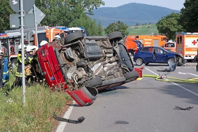 Zwei Verletzte nach erneuter Kollision an der Richtbergspange bei Mllheim