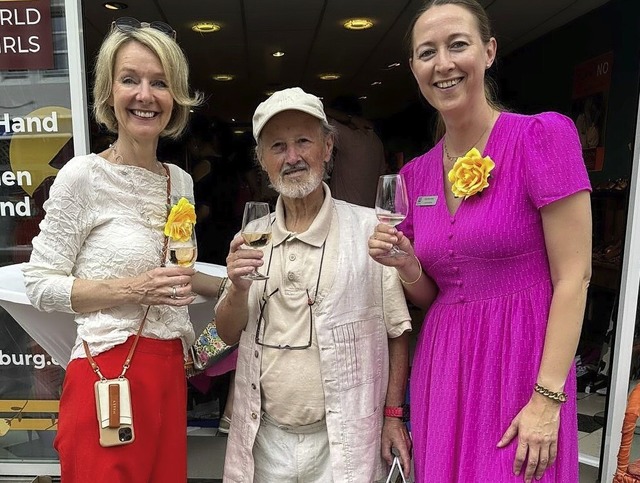 Grund zu feiern (v. l.): Barbara Amhofer, Claus Ruh und Anja Kreutzer  | Foto: Nicole de Santis Zonta