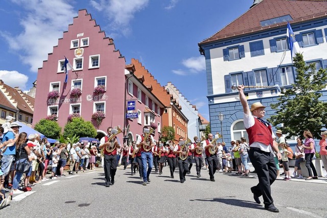 Der Festumzug am Sonntag ist der Hhepunkt des Stdtlefests.  | Foto: Philippe Thines