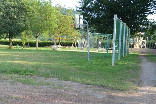 Aushub beim Enkensteiner Spielplatz war doch kein  Angriff auf das Dorf