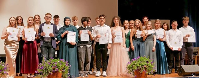 Die Preistrger bei der diesjhrigen Abschlussfeier der Alemannen-Realschule  | Foto: Cathrin Spranger