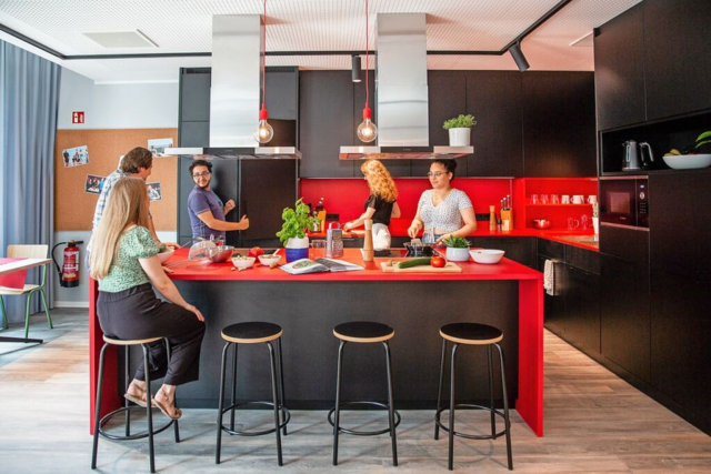 THE FIZZ Freiburg Mitte - moderne Studentenapartments und lebendige Community