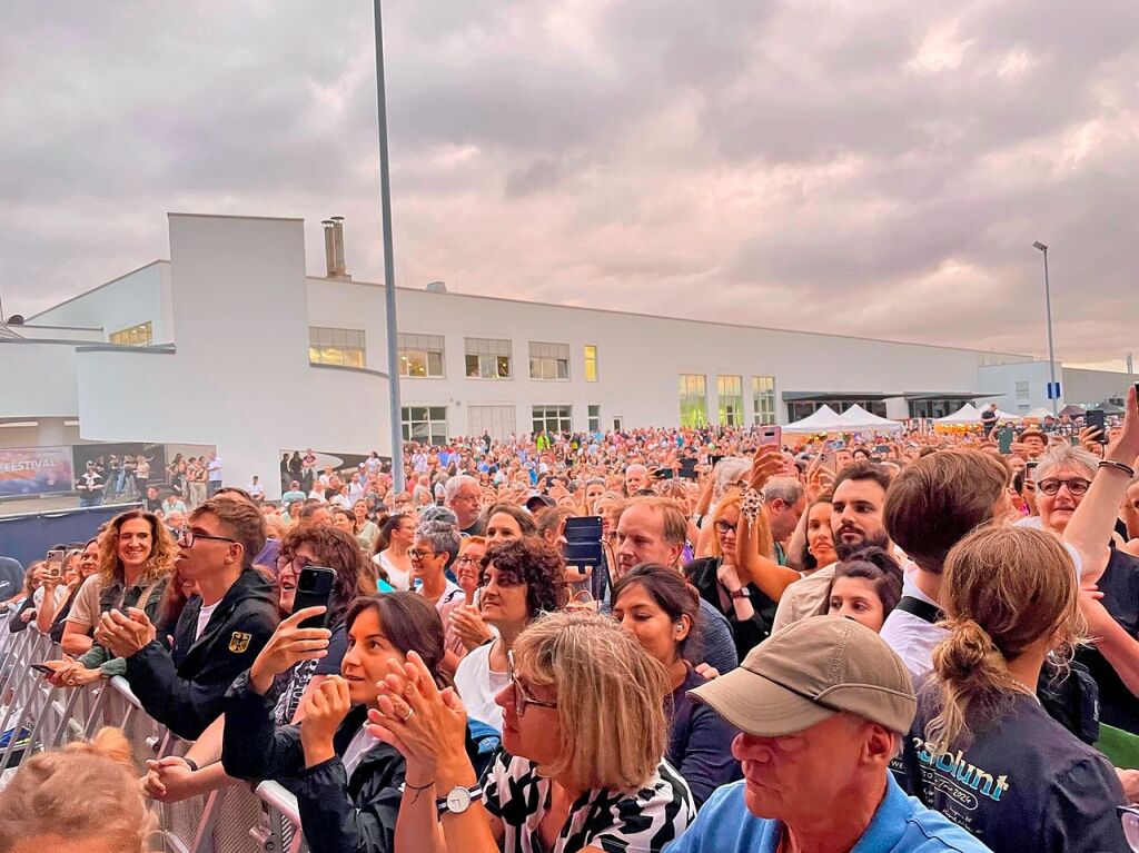 James Blunt und The Great Leslie am neuen Stimmen-Spielort auf dem Vitra Campus in Weil am Rhein