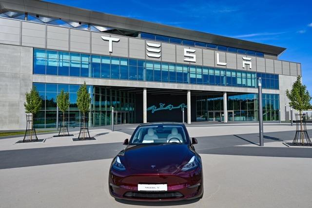 Tesla lsst Zeitplan fr Ausbau in Grnheide bei Berlin offen