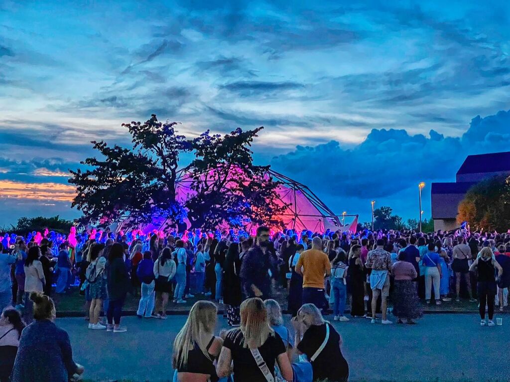 Birdy und Woody beim Stimmenfestival auf dem Vitra Campus in Weil am Rhein