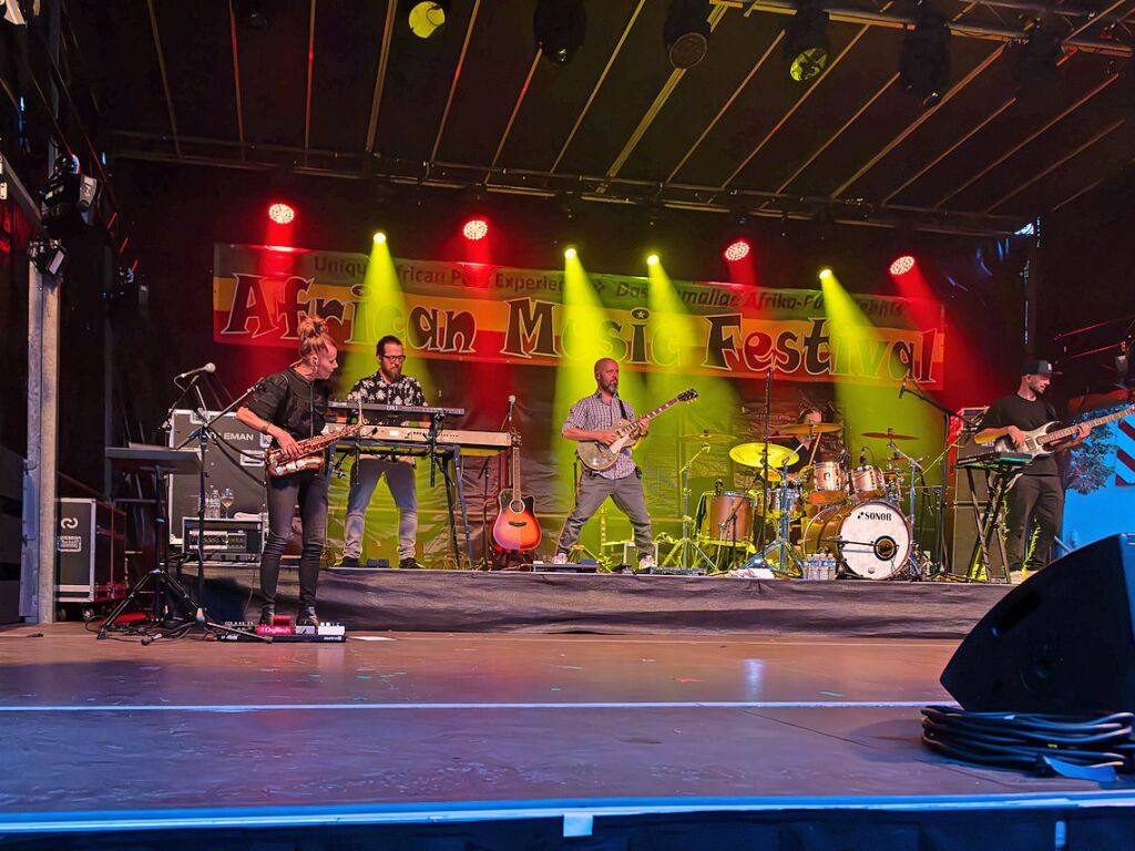 Das hat Spa gemacht: Vier Tage wurde auf dem Emmendinger Schlossplatz das African Music Festival gefeiert.