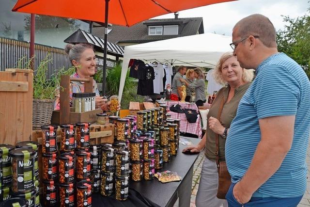 Viel Lob fr das Ambiente des Regionalmarktes in Husern