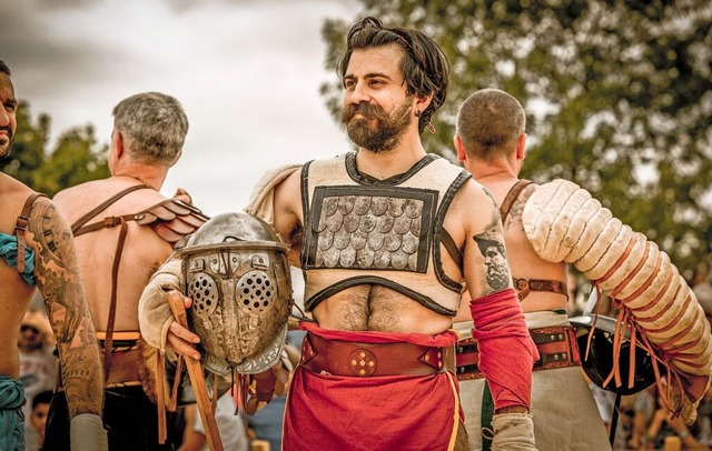 Gladiatoren prsentieren   ihre Kampft...na des Rmerfestes in Augusta Raurica.  | Foto: SUSANNE SCHENKER