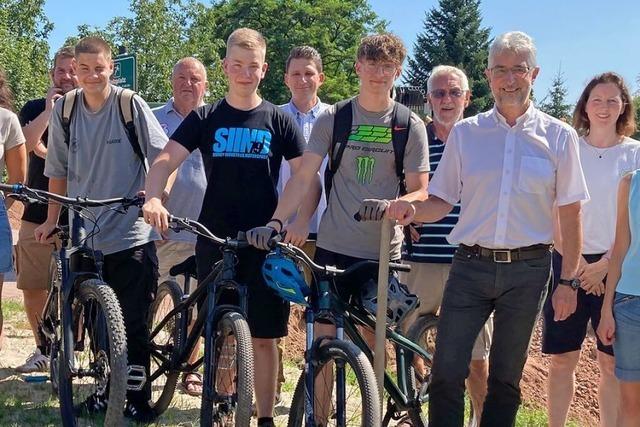 Jugendliches Engagement fhrt zu Spatenstich fr Pumptrackanlage in Wehr