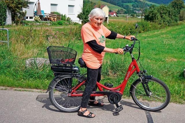 Walburga Rehmann-Linden ist die lteste Teilnehmerin beim Stadtradeln in Stegen – mit 83 Jahren