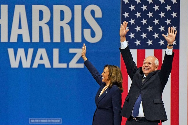 Kamala Harris und Tim Walz  | Foto: Joe Lamberti (dpa)