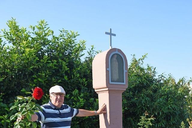 Rudi Schwrer pflegt in Wyhl liebevoll ein Kleindenkmal trotz mancher Rckschlge