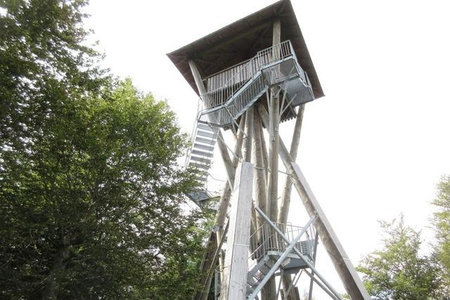 Der Hasenhornturm in Todtnau ist morsch und auf unbestimmte Zeit gesperrt