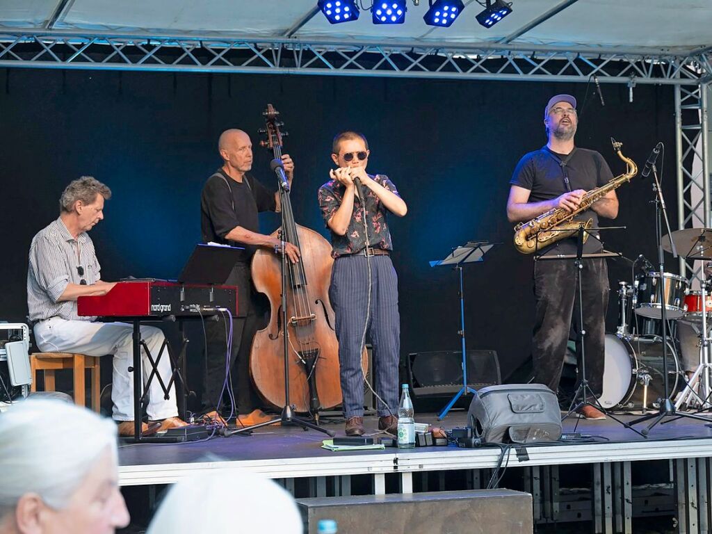 Das Tilmann-Gnther-Quintett sorgte fr moderne Jazzmusik im Museumshof.