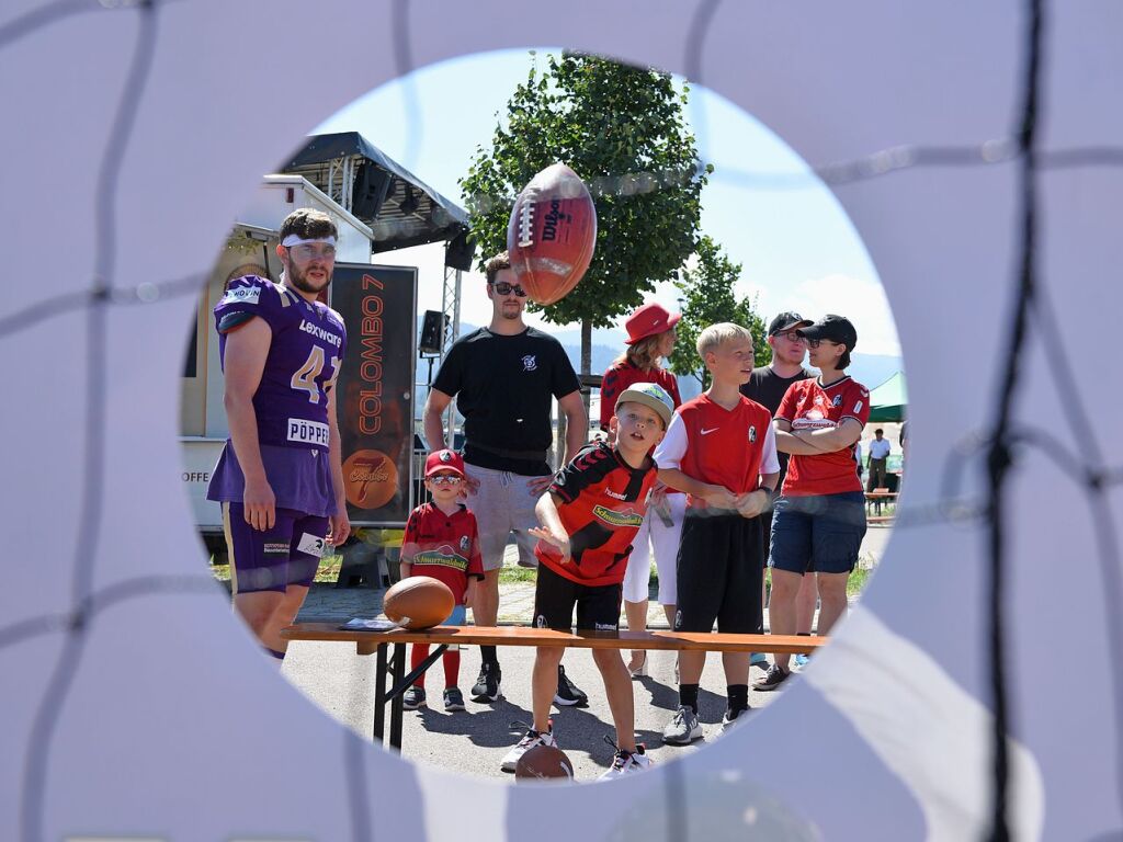 Impressionen vom groen Fan- und Familienfest des SC Freiburg zur Erffnung der Saison.<?ZP?>
