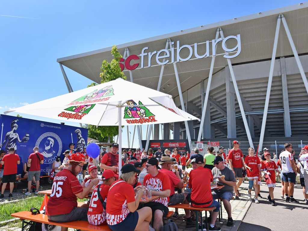 Impressionen vom groen Fan- und Familienfest des SC Freiburg zur Erffnung der Saison.<?ZP?>
