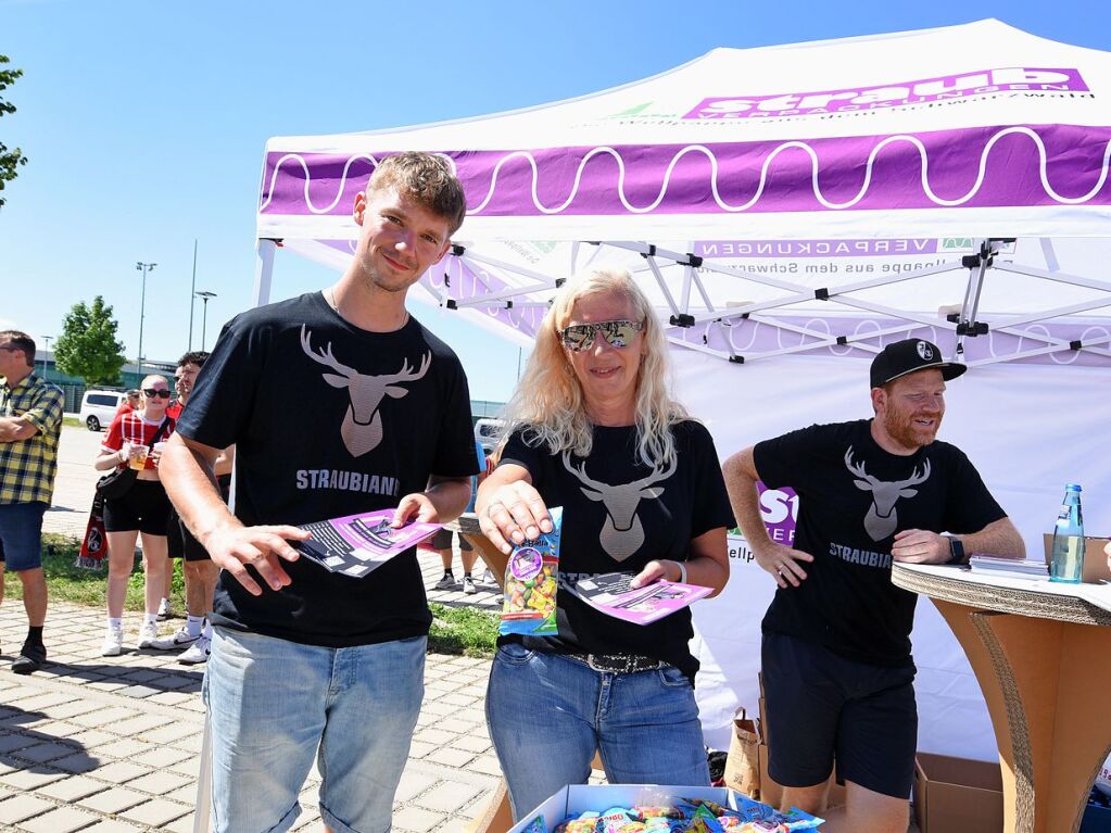 Impressionen vom groen Fan- und Familienfest des SC Freiburg zur Erffnung der Saison.<?ZP?>
