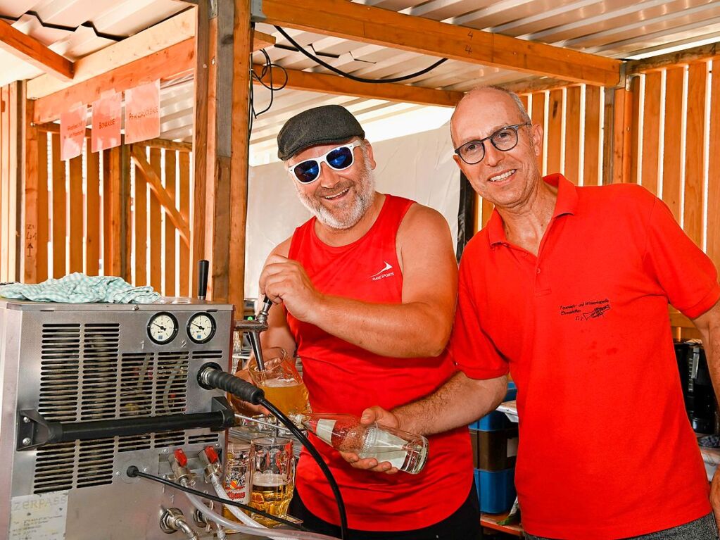 Beim Lorenzemrt-Hock in Ehrenstetten wurde gefeilscht, gefeiert und musiziert. Besonderer Hhepunkt war das traditionelle Entenrennen am Sonntag.