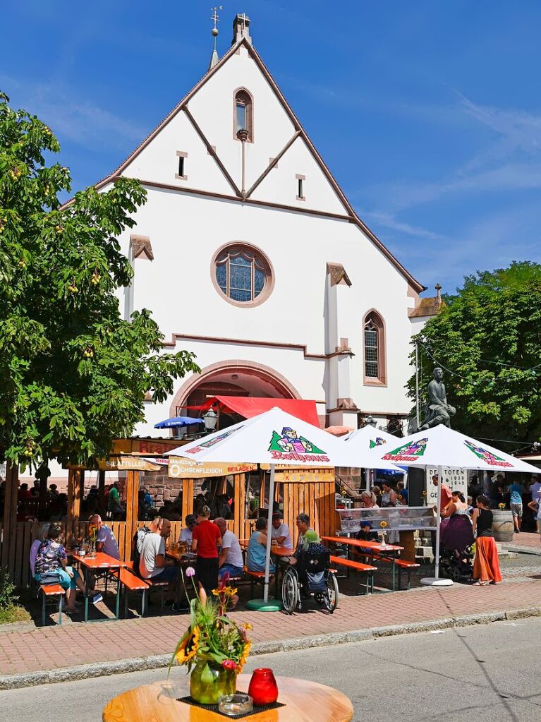 Beim Lorenzemrt-Hock in Ehrenstetten wurde gefeilscht, gefeiert und musiziert. Besonderer Hhepunkt war das traditionelle Entenrennen am Sonntag.