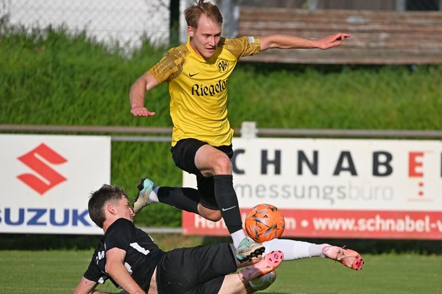 Ben Stockburger konnte im Erffnungssp...yhl setzte sich am Ende mit 3:1 durch.  | Foto: Achim Keller