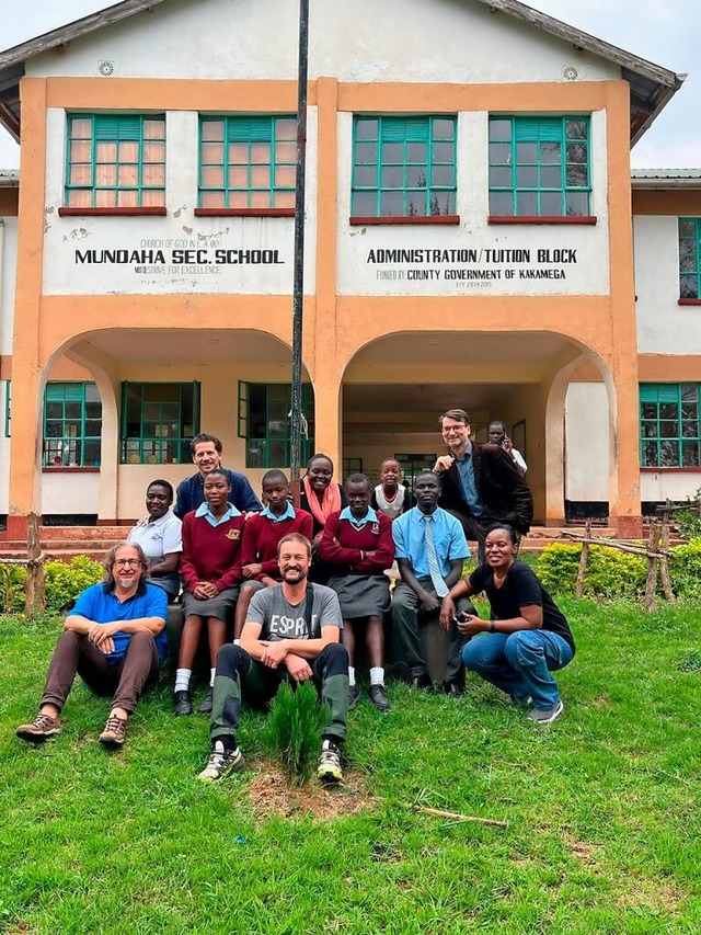 An der Munaha Secondary School in Kisa...ch vor Ort ein Bild des Hilfsprojekts.  | Foto: privat