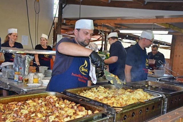 Beim Hrdepfel- und Dorffest in Forchheim lief alles, wie es sein sollte