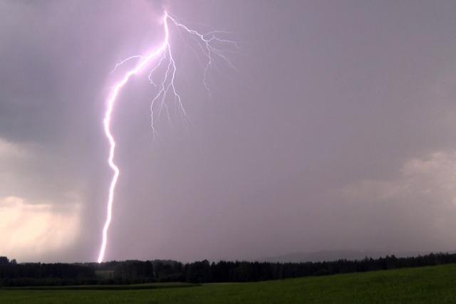 15-Jhriger stirbt in Baden-Wrttemberg bei Blitzeinschlag