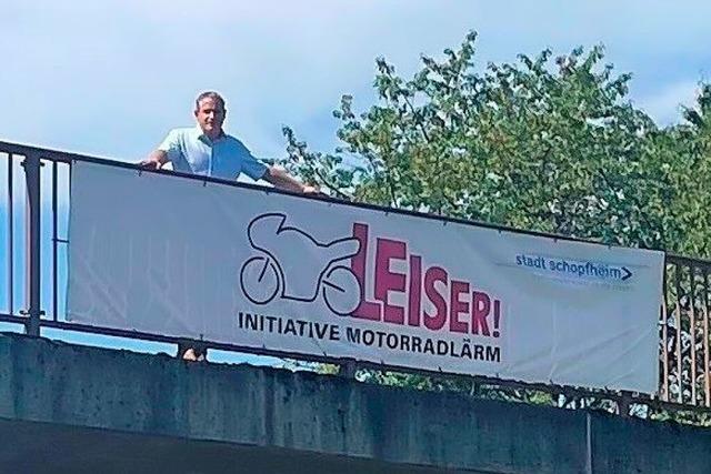 Banner sollen Motorradfahrer in Schopfheim zu mehr Rcksicht animieren