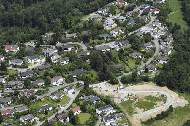 Im neuen Baugebiet hat der Straenbau begonnen