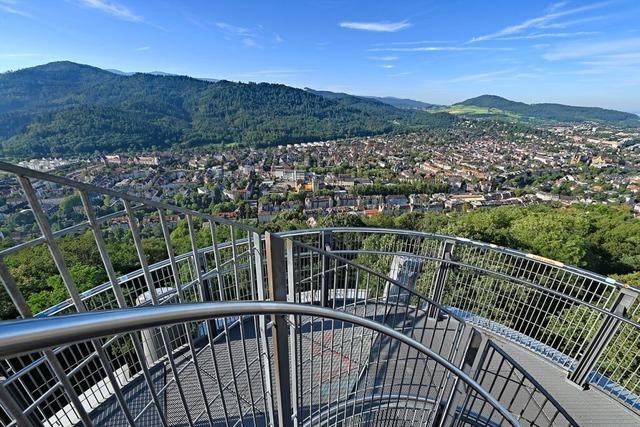 Ein Sommertag in Freiburg: Ausblicke von Gipfel zu Gipfel